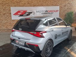 HYUNDAI i20 1.2 PREMIUM MY24 2025